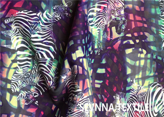 डिजिटल प्रिंटिंग पुनर्नवीनीकरण Swimwear कपड़े 225gsm-230gsm पशु पैटर्न के साथ