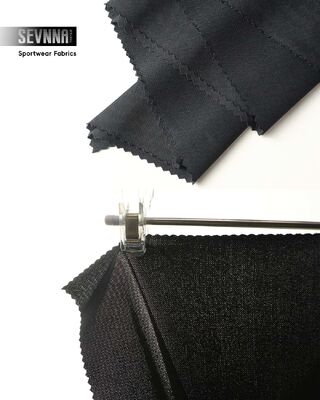 आर्द्रता दूर करने वाला साइकिल कपड़े साइकिल चालकों को ठंडा और सूखा रखने के लिए डिज़ाइन किया गया है जबकि लंबे समय तक आराम और लचीलापन प्रदान करता है