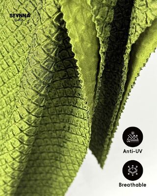 285gsm क्लोरीन प्रतिरोधी त्वरित सूखने वाले पुनर्नवीनीकरण किए गए स्विमवियर कपड़े सतत पर्यावरण के अनुकूल स्विमवियर के लिए