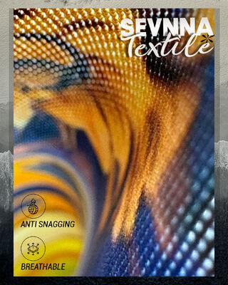 फ़ॉग फ़ॉइल मैटेलिक प्रिंट होलोग्राम पुनर्नवीनीकरण लाइक्रा फैब्रिक जिसमें एंटी माइक्रोबियल्स हैं जो टिकाऊ स्विमवीयर और फिटनेस कपड़ों के लिए बिल्कुल सही है